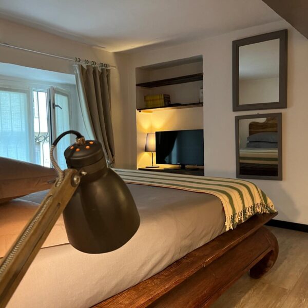 6f3e227a-a937-42aa-84a5-6cdb263a38e2